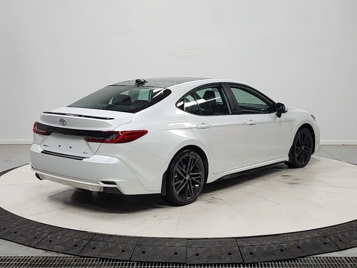 Used 2025 Toyota Camry XSE w/ Premium Plus Package FWD image 7
