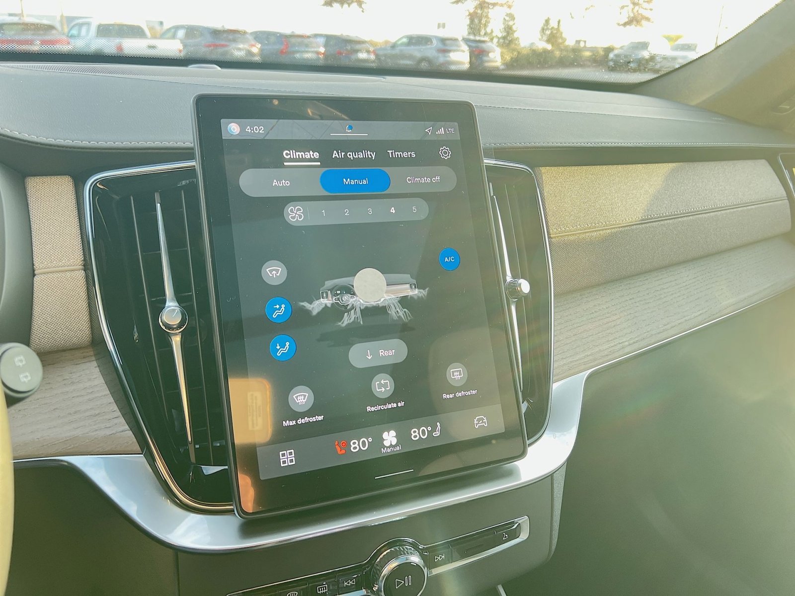 New 2026 Volvo XC90 T8 Plus w/ Protection Package Premier image 21