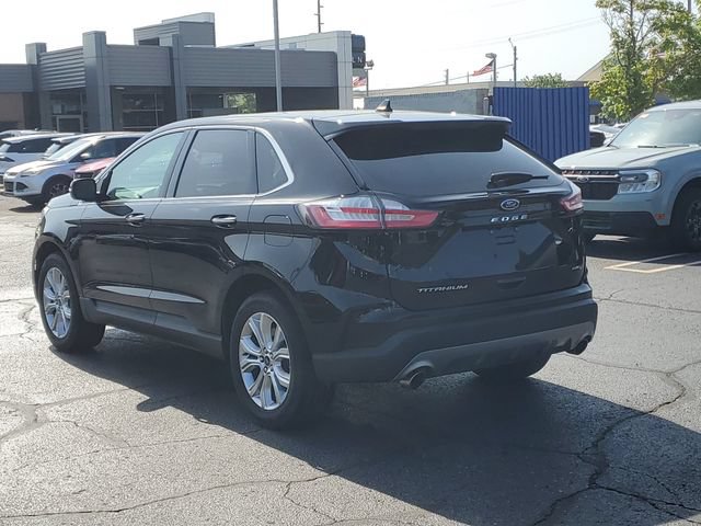 Used 2023 Ford Edge Titanium AWD/4WD image 3