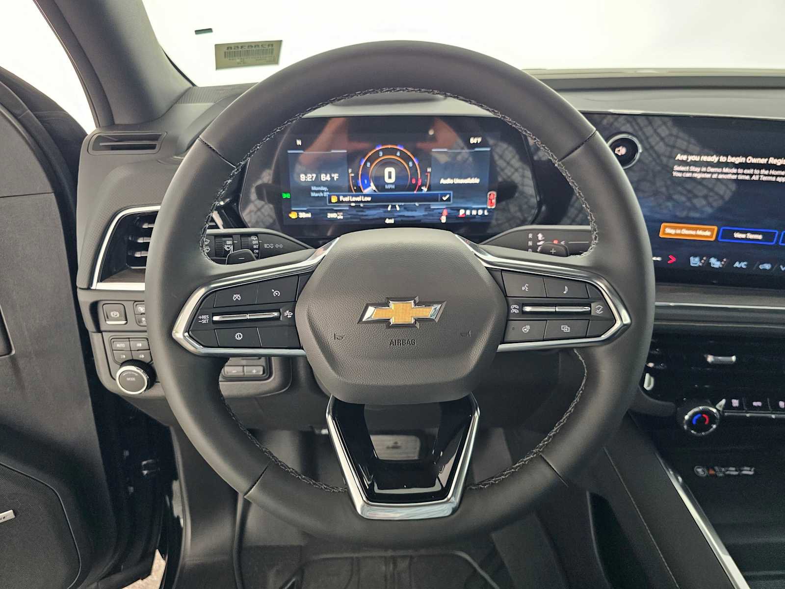 New 2026 Chevrolet Suburban Premier w/ Sun And Tow Package AWD/4WD image 24