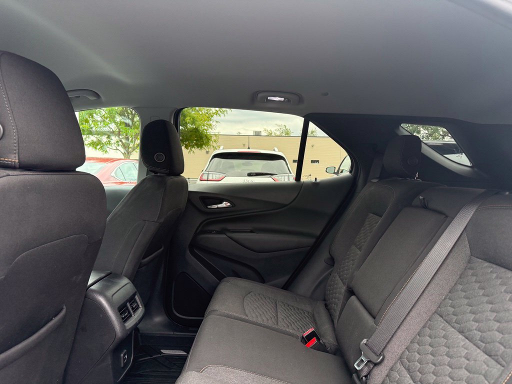 Used 2020 Chevrolet Equinox LT AWD/4WD image 16