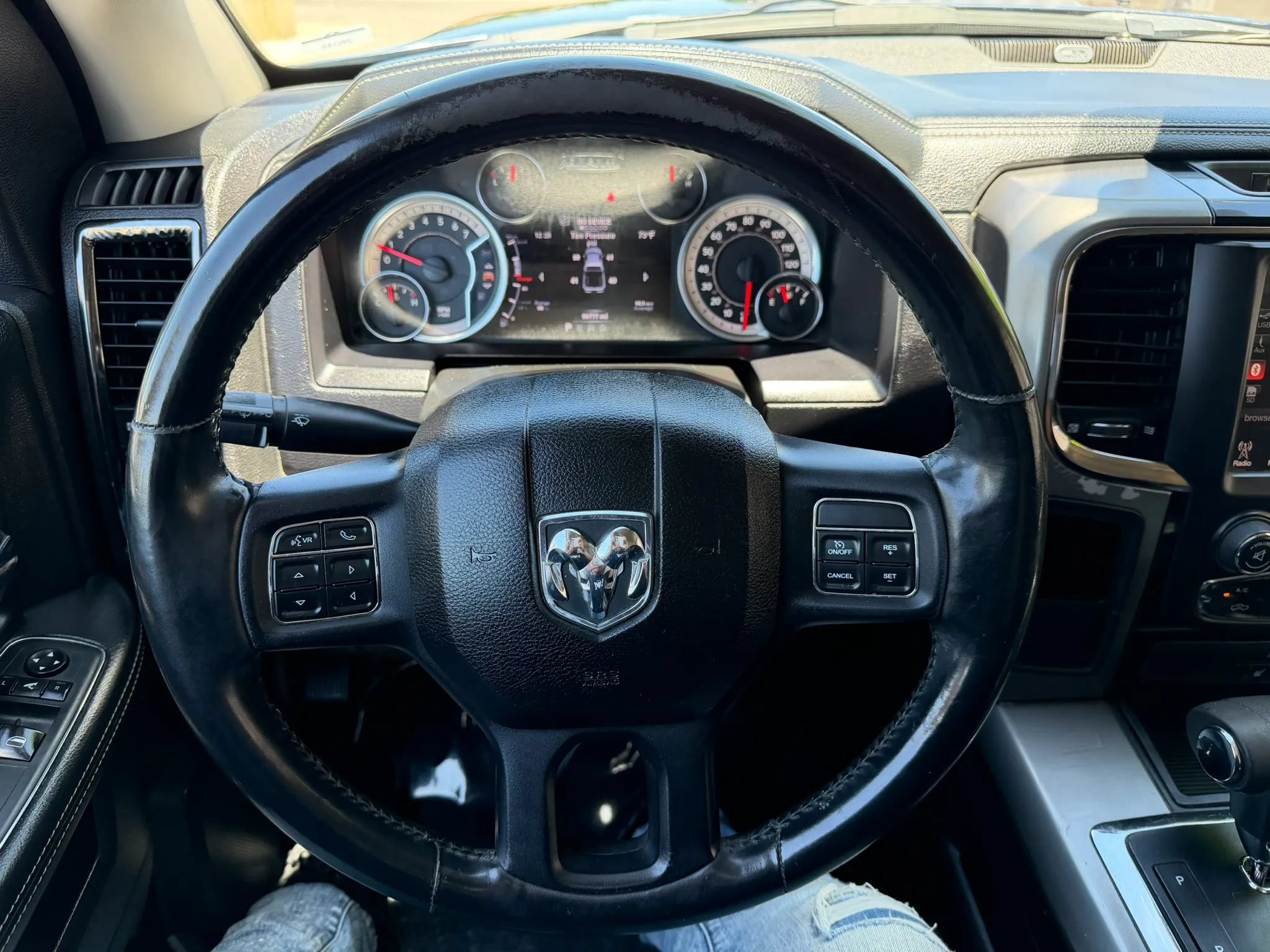 Used 2013 RAM 1500 R/T w/ Convenience Group RWD image 11