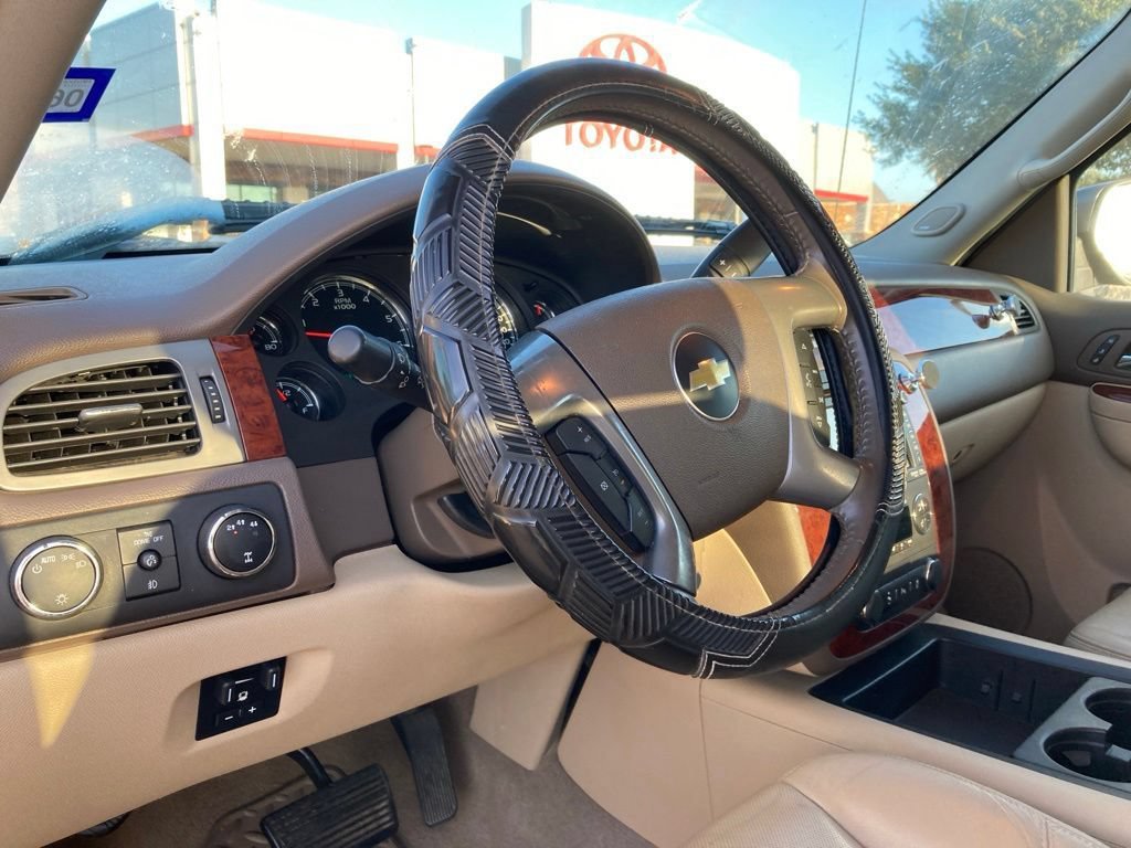 Used 2012 Chevrolet Silverado 2500 LTZ w/ LTZ Plus Package AWD/4WD image 8