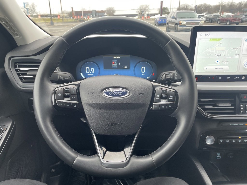 Used 2023 Ford Escape Platinum image 28