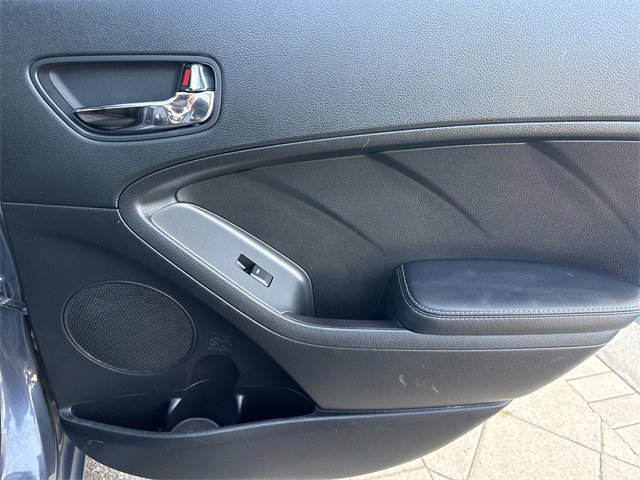 Used 2016 Kia Forte EX image 30