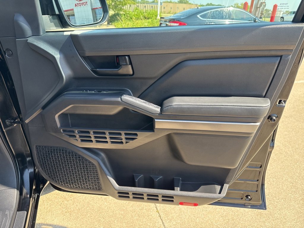 Certified 2024 Toyota Tacoma SR5 image 20