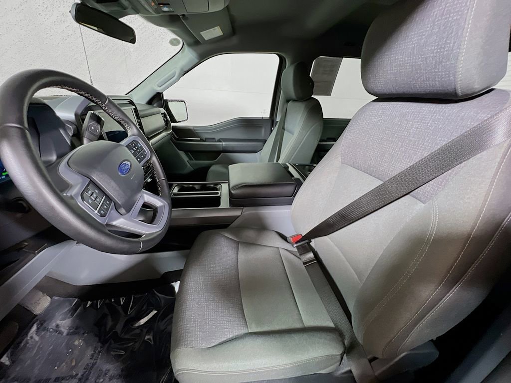 Used 2025 Ford F150 XLT w/ Equipment Group 301A Standard image 18