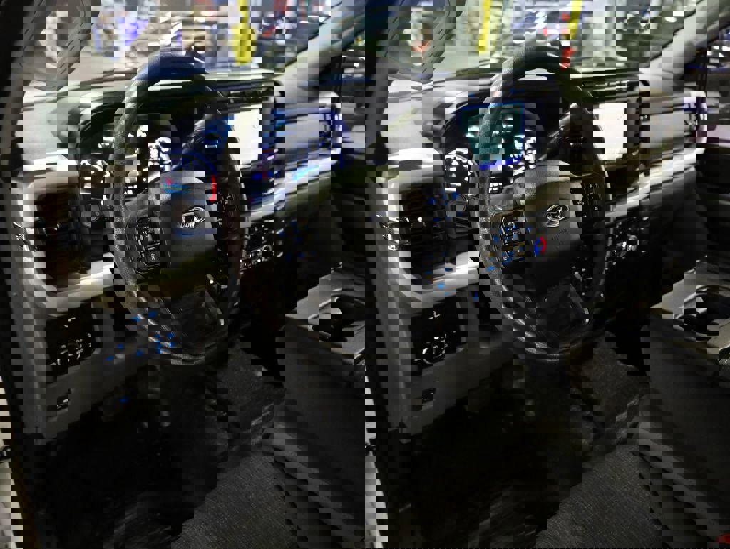 Used 2024 Ford F350 XLT w/ FX4 Off-Road Package image 20