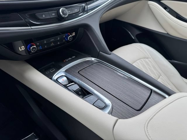 Certified 2022 Buick Enclave Avenir AWD/4WD image 25