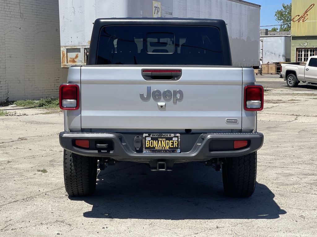 Used 2022 Jeep Gladiator Overland w/ Popular Equipment Package AWD/4WD image 38