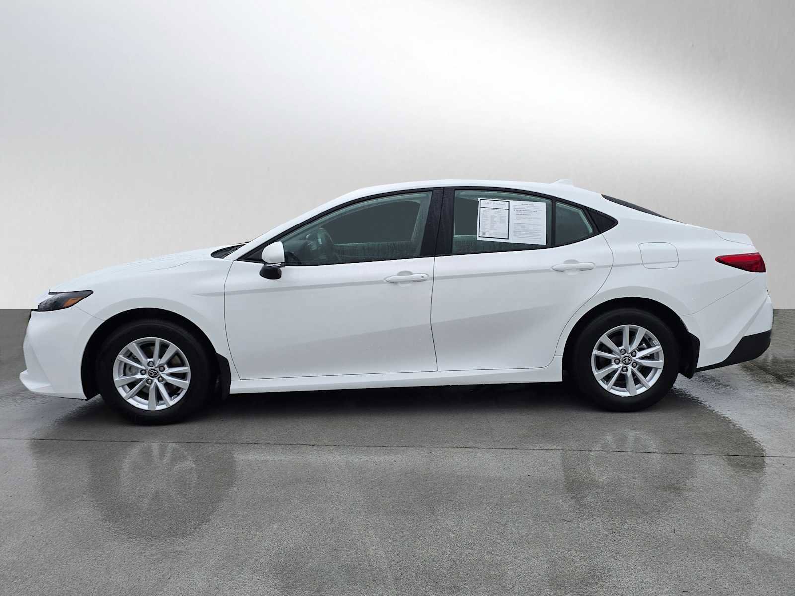 Certified 2025 Toyota Camry LE image 6