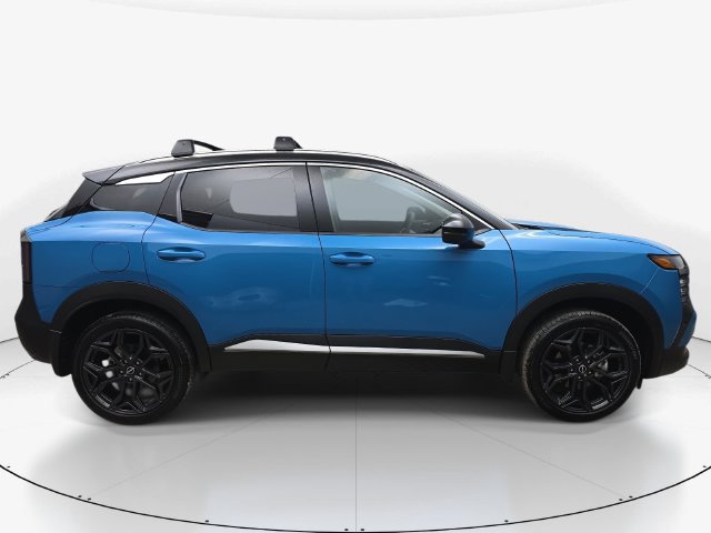 New 2027 Nissan Kicks SR w/ SR Premium Package FWD image 5