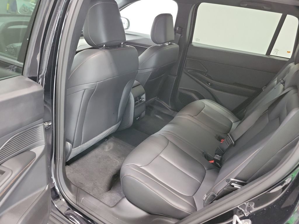 New 2026 Jeep Cherokee Limited image 9