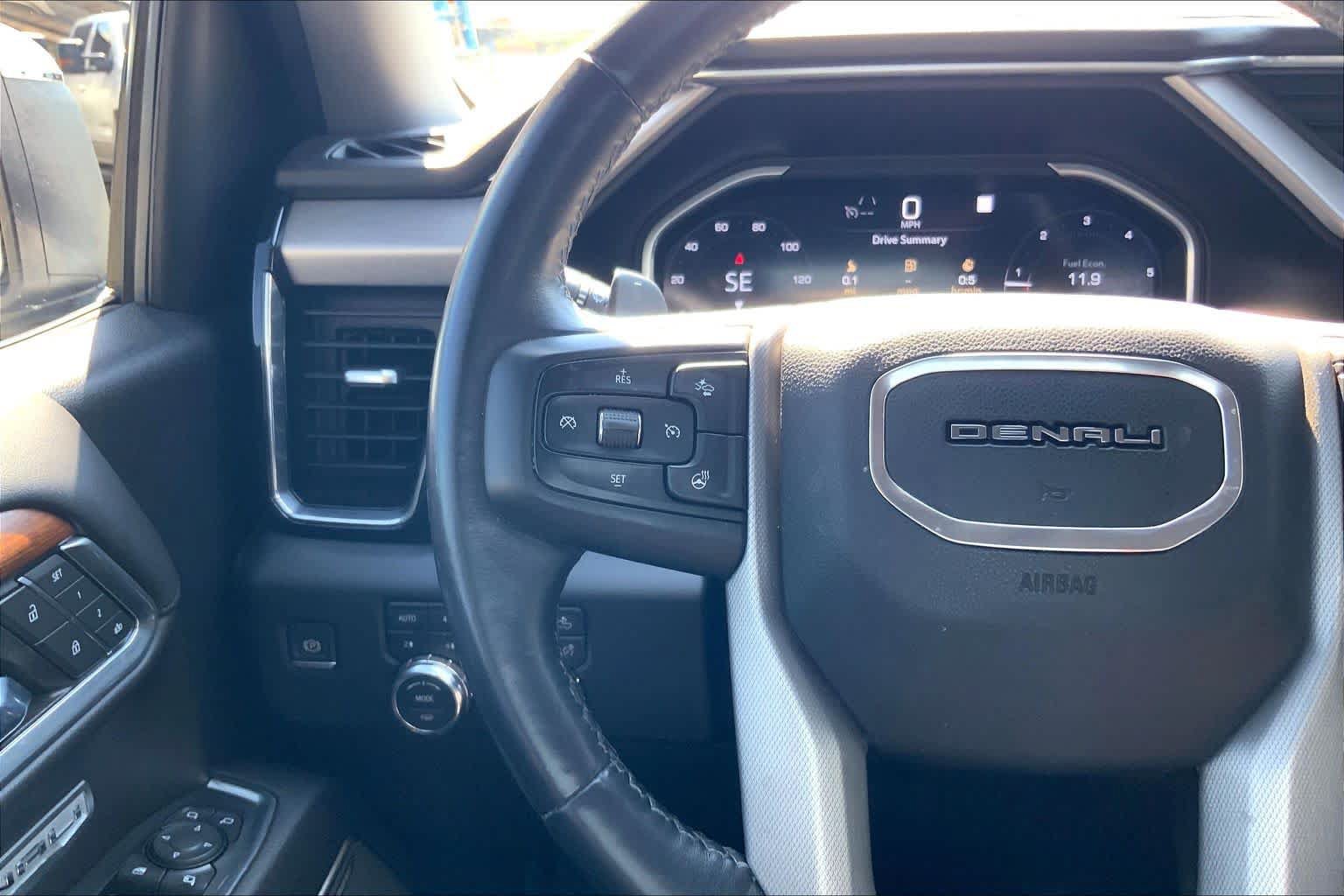 Used 2022 GMC Sierra 1500 Denali w/ Denali Carbonpro Edition AWD/4WD image 24