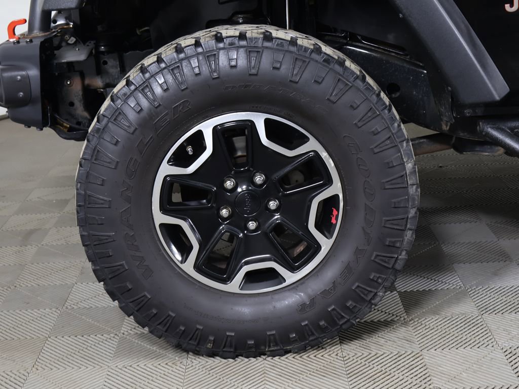 Used 2014 Jeep Wrangler Unlimited Rubicon AWD/4WD image 18