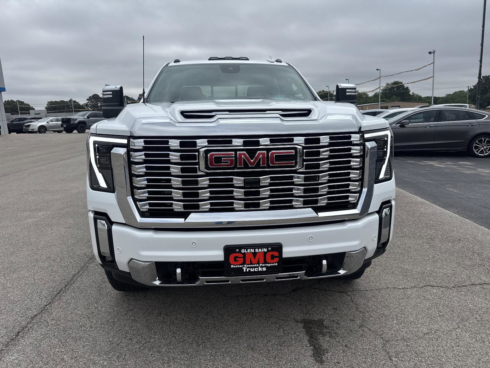 New 2026 GMC Sierra 2500 Denali w/ Technology Package AWD/4WD image 4