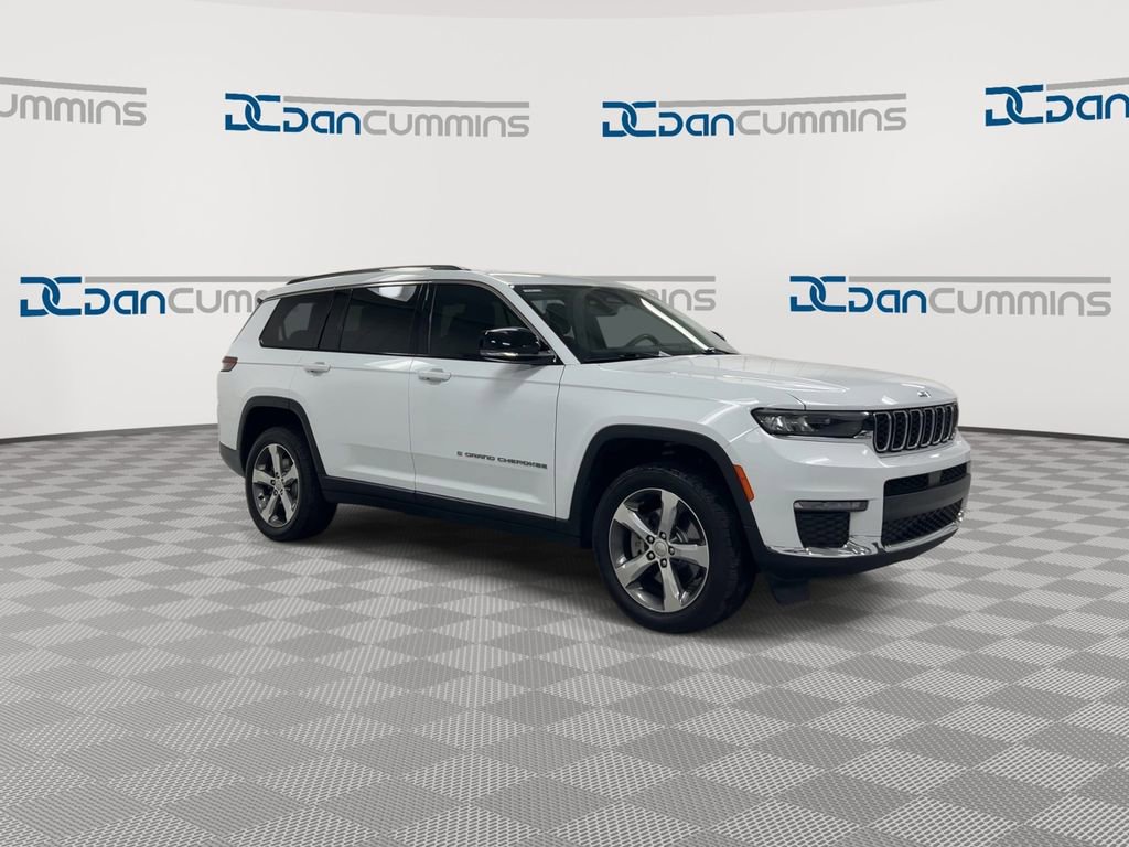 Used 2022 Jeep Grand Cherokee L Limited AWD/4WD image 2