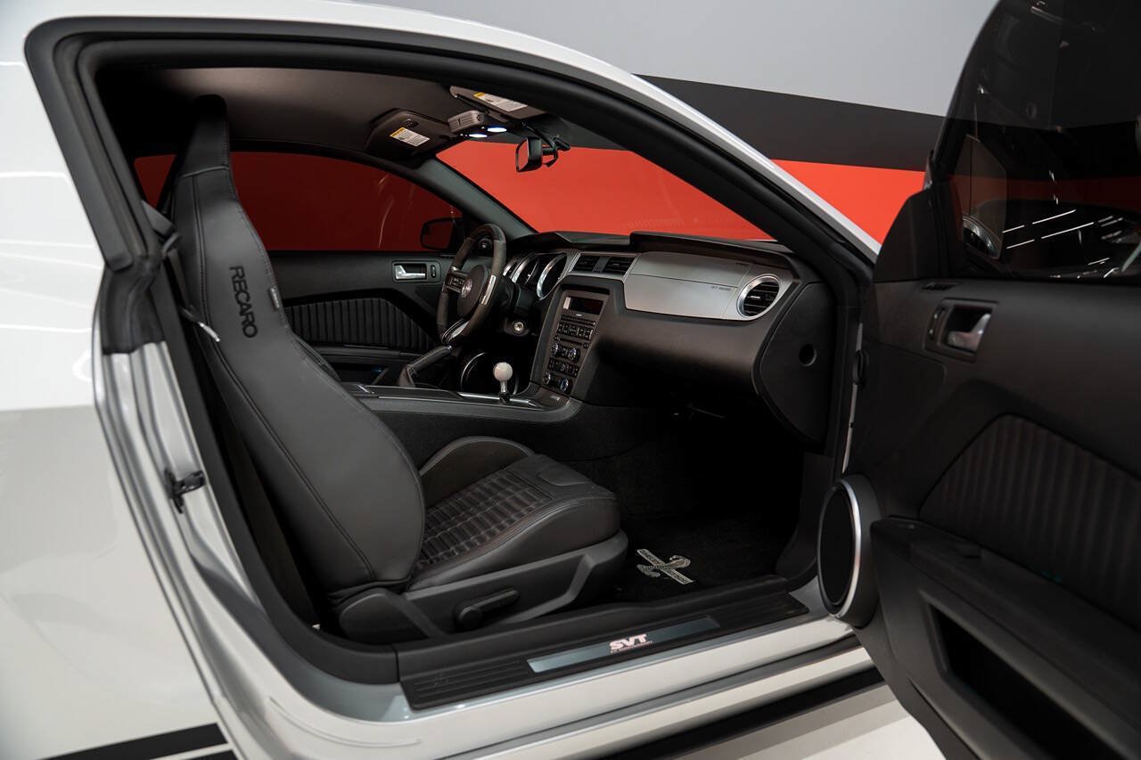 Used 2013 Ford Mustang Shelby GT500 RWD image 67