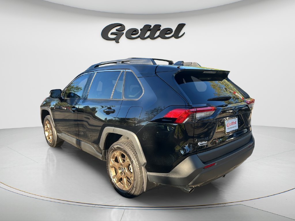 Used 2024 Toyota RAV4 AWD Hybrid image 6