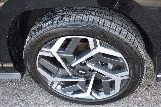 Used 2024 Hyundai Kona N Line image 11