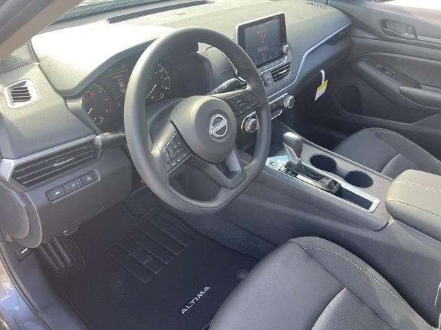 New 2025 Nissan Altima 2.5 S FWD image 17