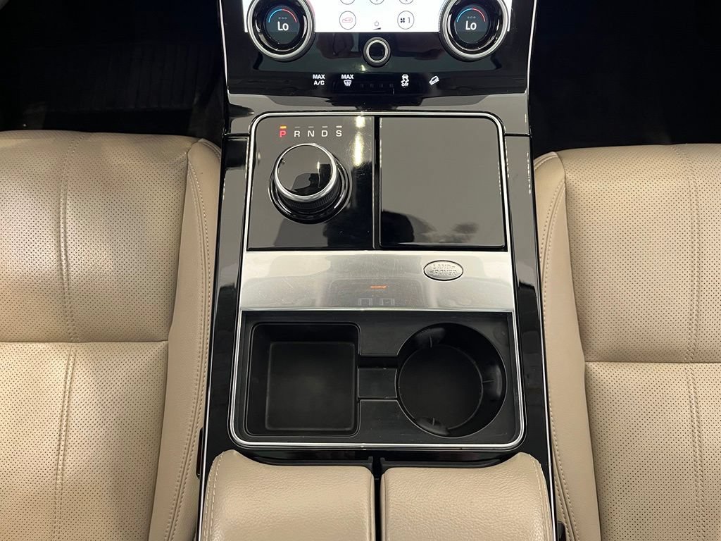 Certified 2020 Land Rover Range Rover Velar R-Dynamic S AWD/4WD image 31