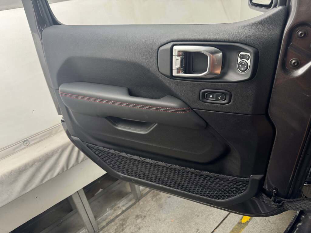 New 2025 Jeep Wrangler Rubicon image 26