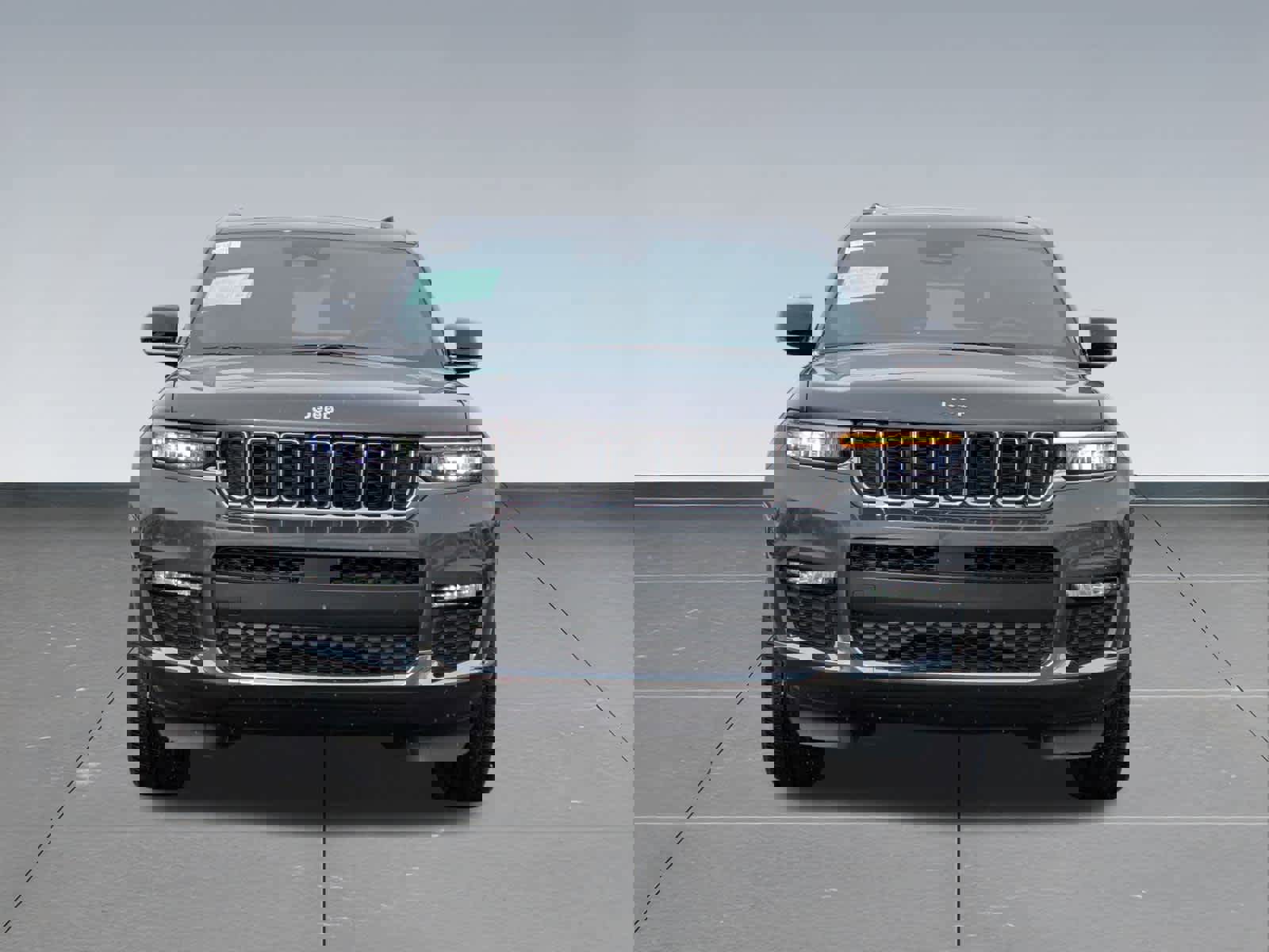 Used 2025 Jeep Grand Cherokee L Limited w/ Trailer Tow Package image 9