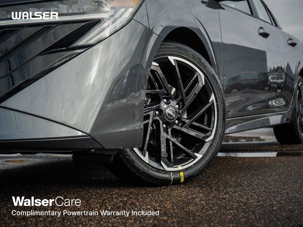 New 2026 Nissan Sentra SR w/ SR Premium Package FWD image 6