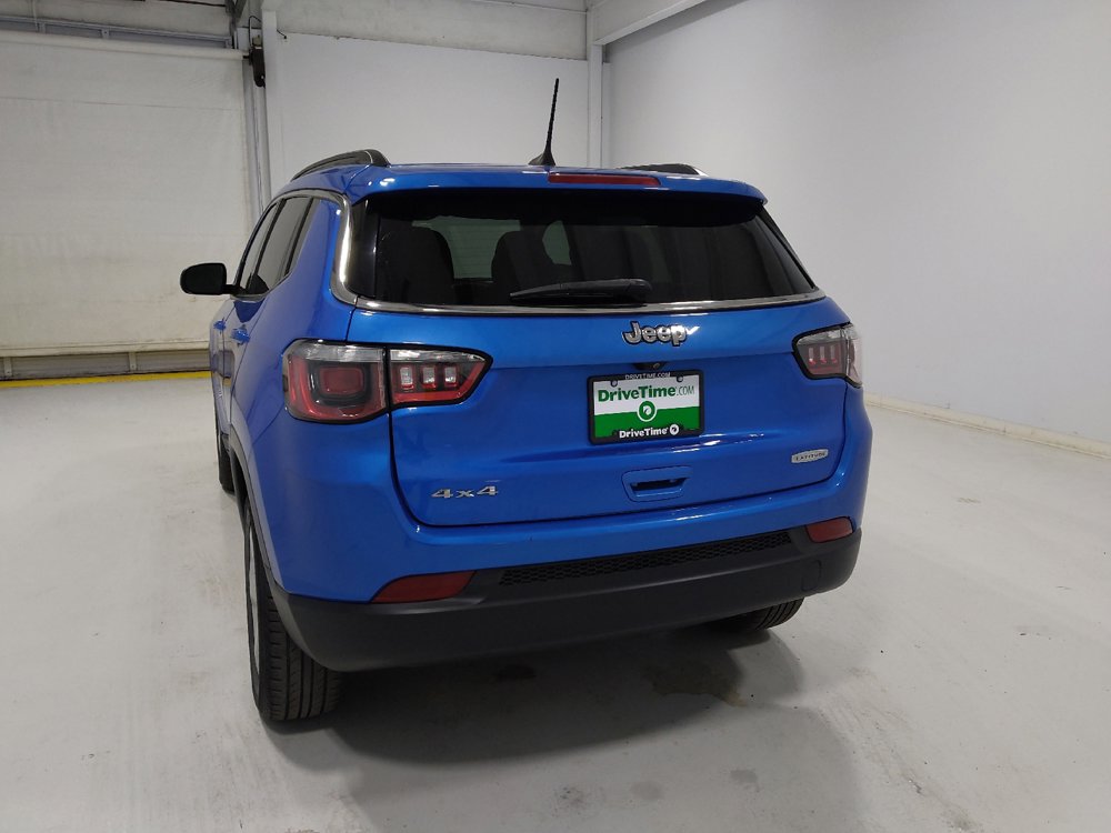 Used 2019 Jeep Compass Latitude w/ Cold Weather Group AWD/4WD image 6