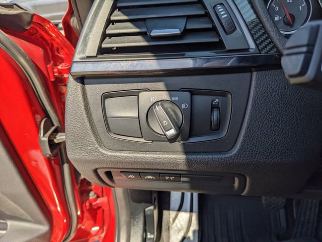 Used 2018 BMW M3 image 31