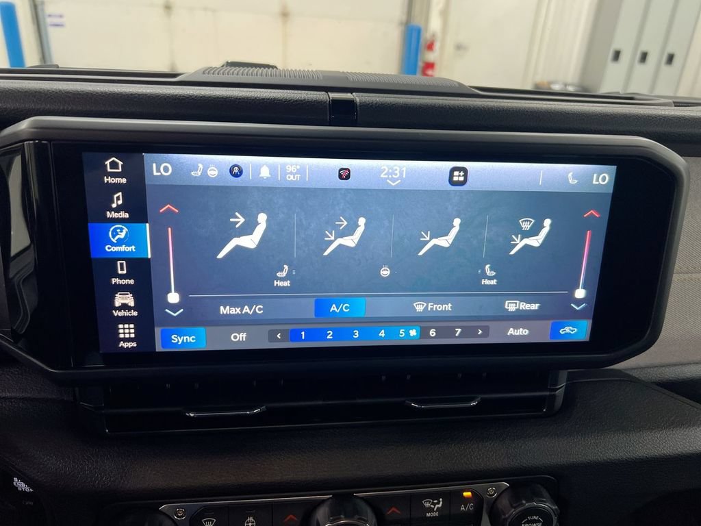 New 2026 Jeep Gladiator Sport AWD/4WD image 16