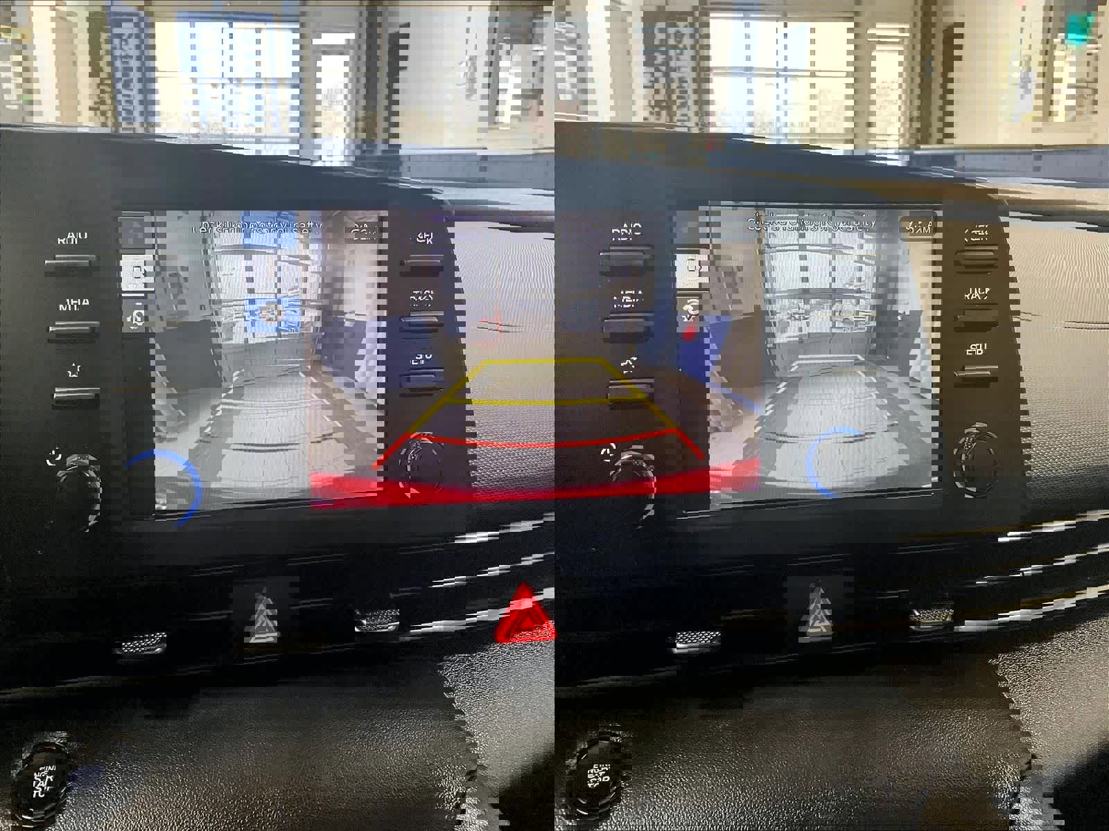 Certified 2025 Hyundai Elantra Sport image 38