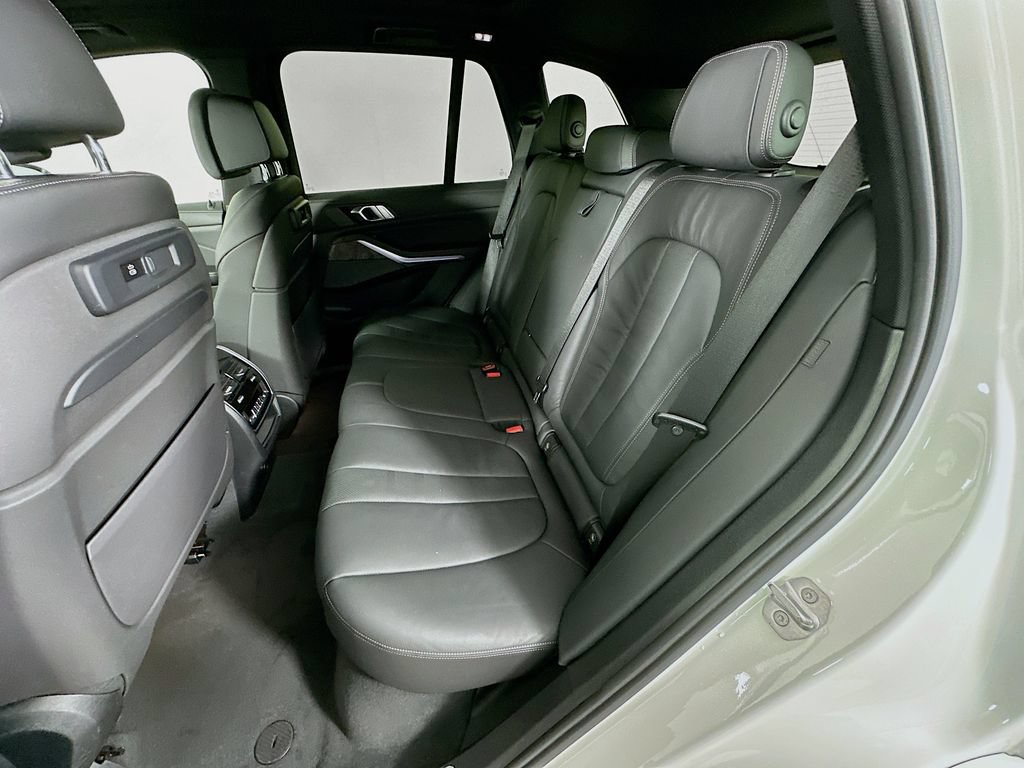 Used 2020 BMW X5 M50i w/ Premium Package AWD/4WD image 25