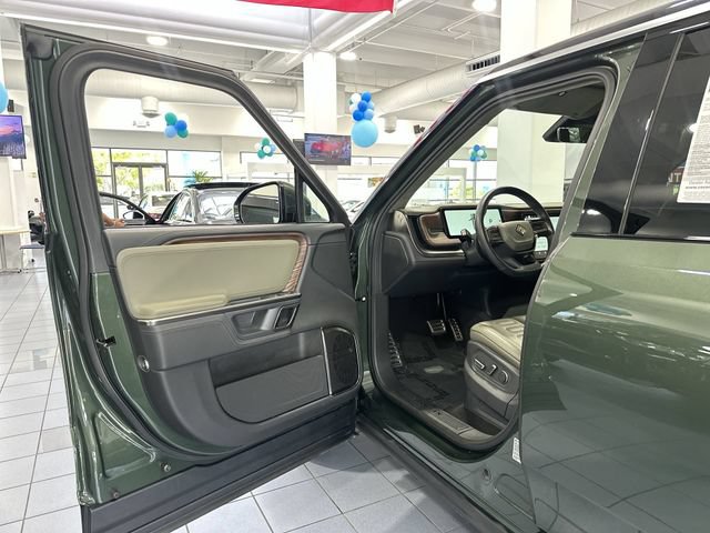 Used 2023 Rivian R1S Adventure Quad AWD/4WD image 21