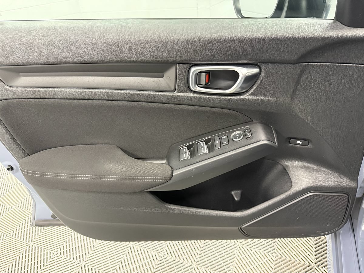 Used 2022 Honda Civic Sport image 9