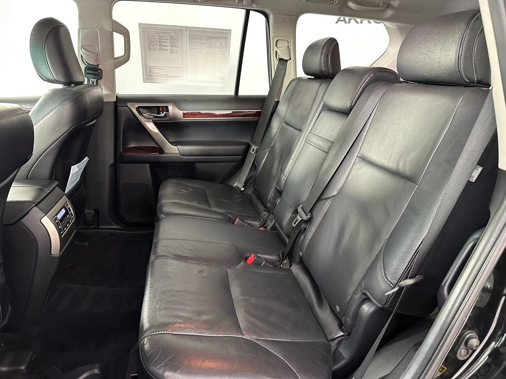 Used 2016 Lexus GX 460 w/ Premium Package AWD/4WD image 18