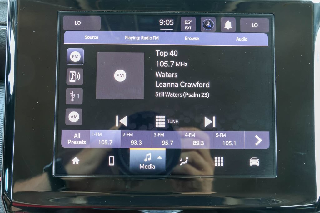 Used 2024 Jeep Grand Cherokee Laredo AWD/4WD image 19