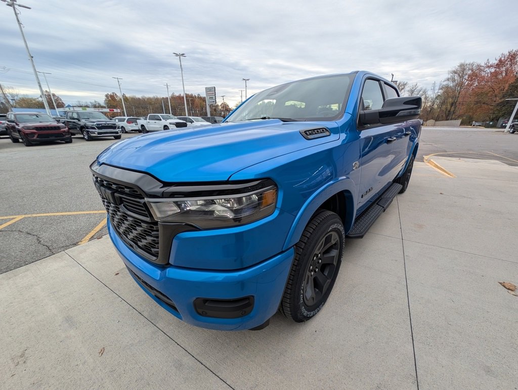 New 2026 RAM 1500 4x4 Crew Cab image 8