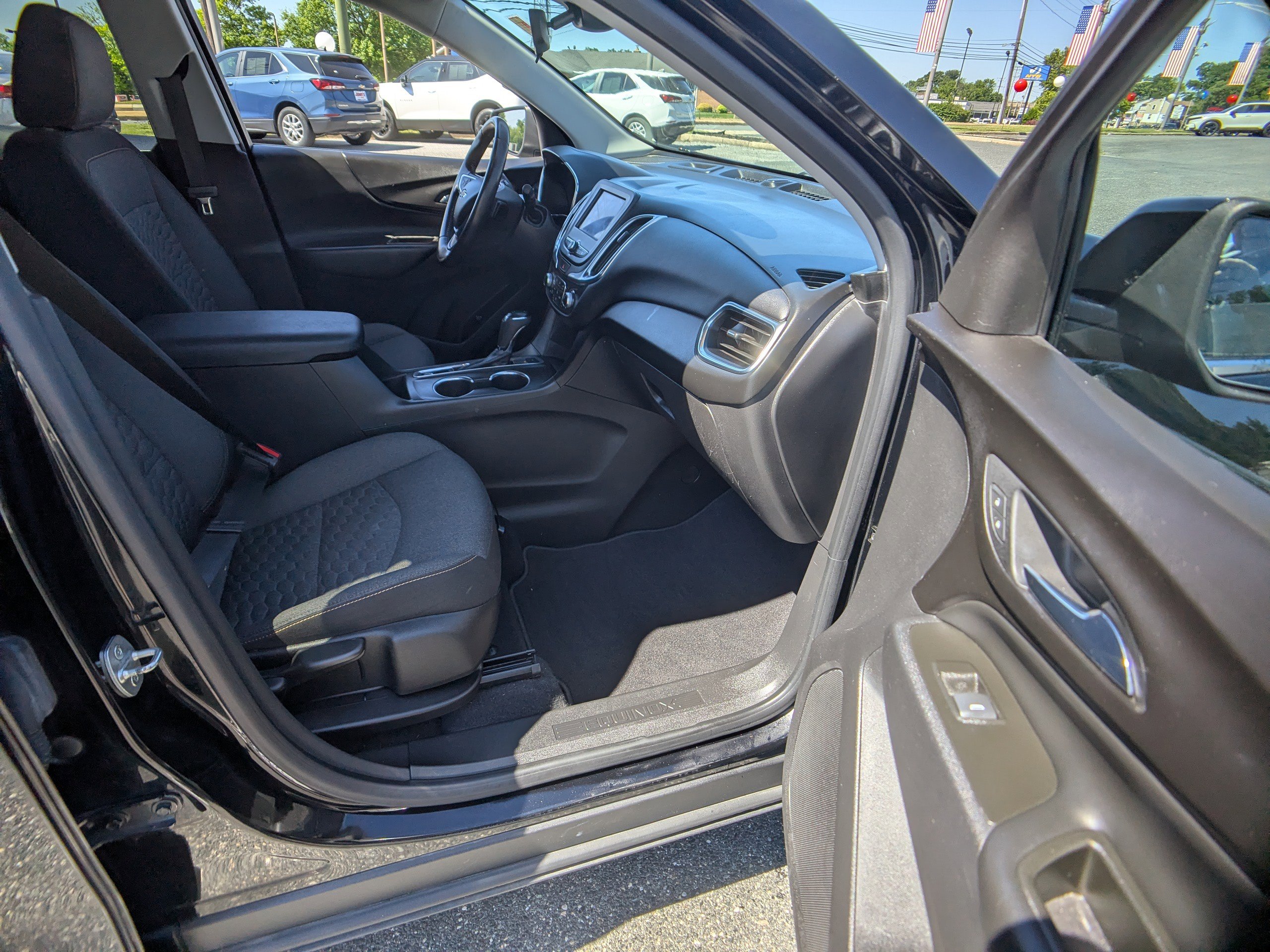 Used 2021 Chevrolet Equinox LT AWD/4WD image 12