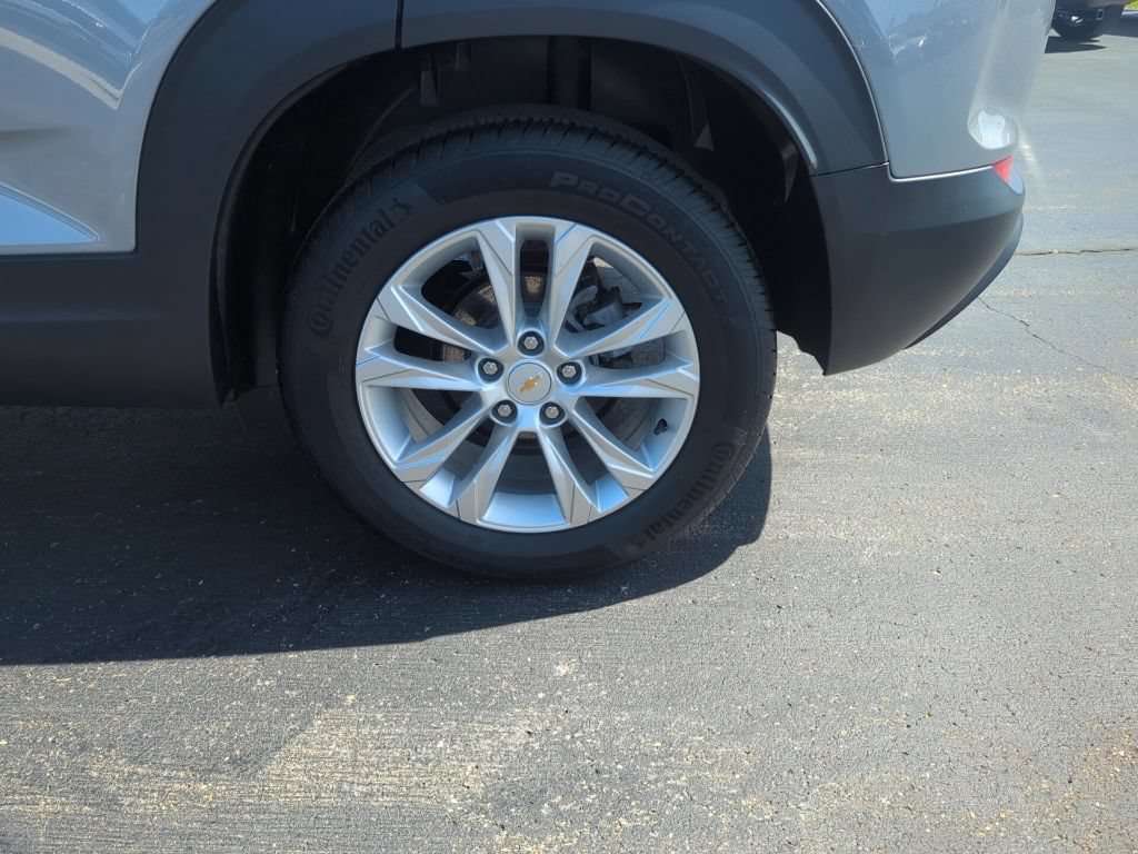 Certified 2023 Chevrolet TrailBlazer LS FWD image 19
