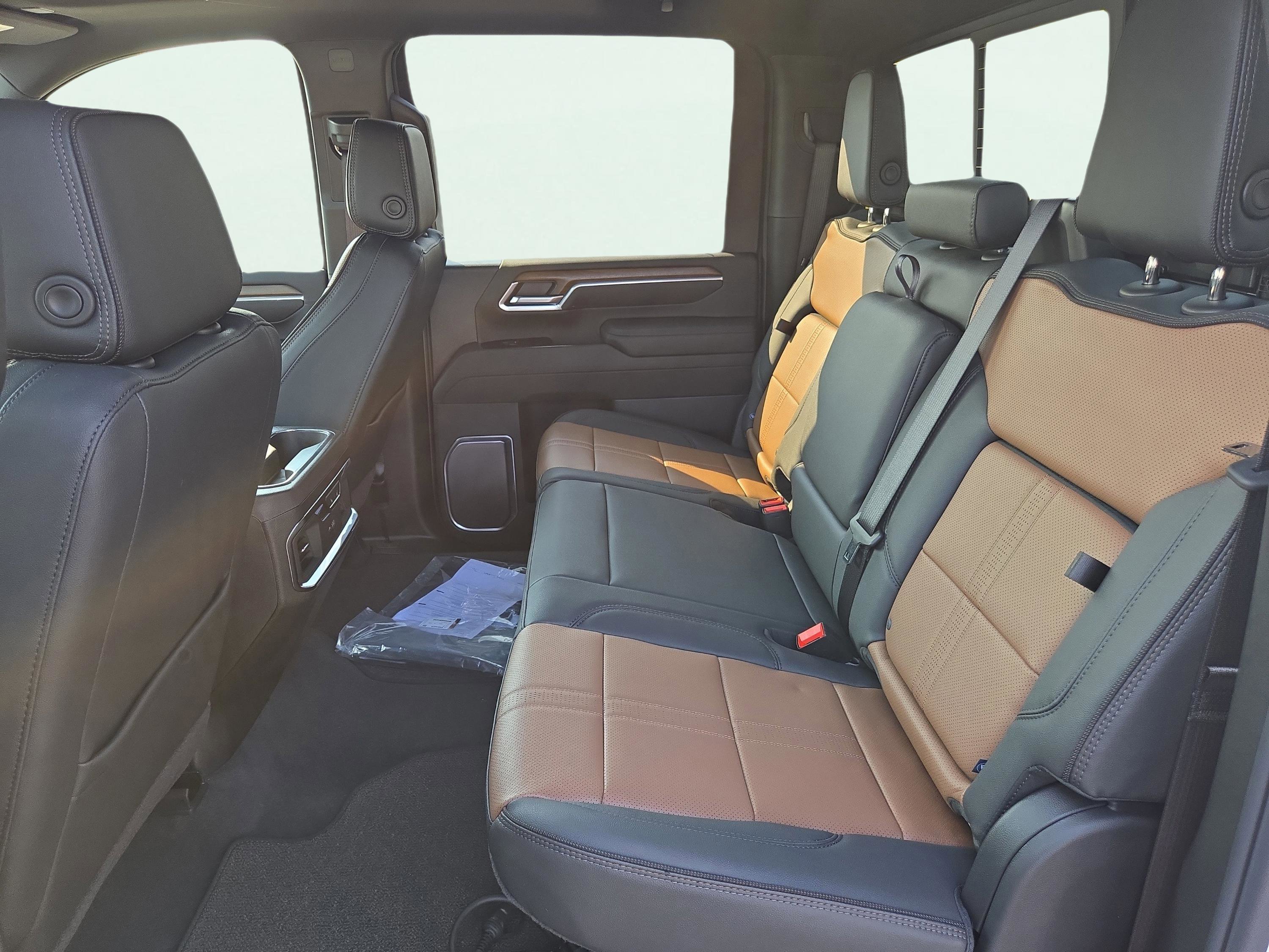 New 2026 Chevrolet Silverado 3500 High Country w/ High Country Premium Package image 22