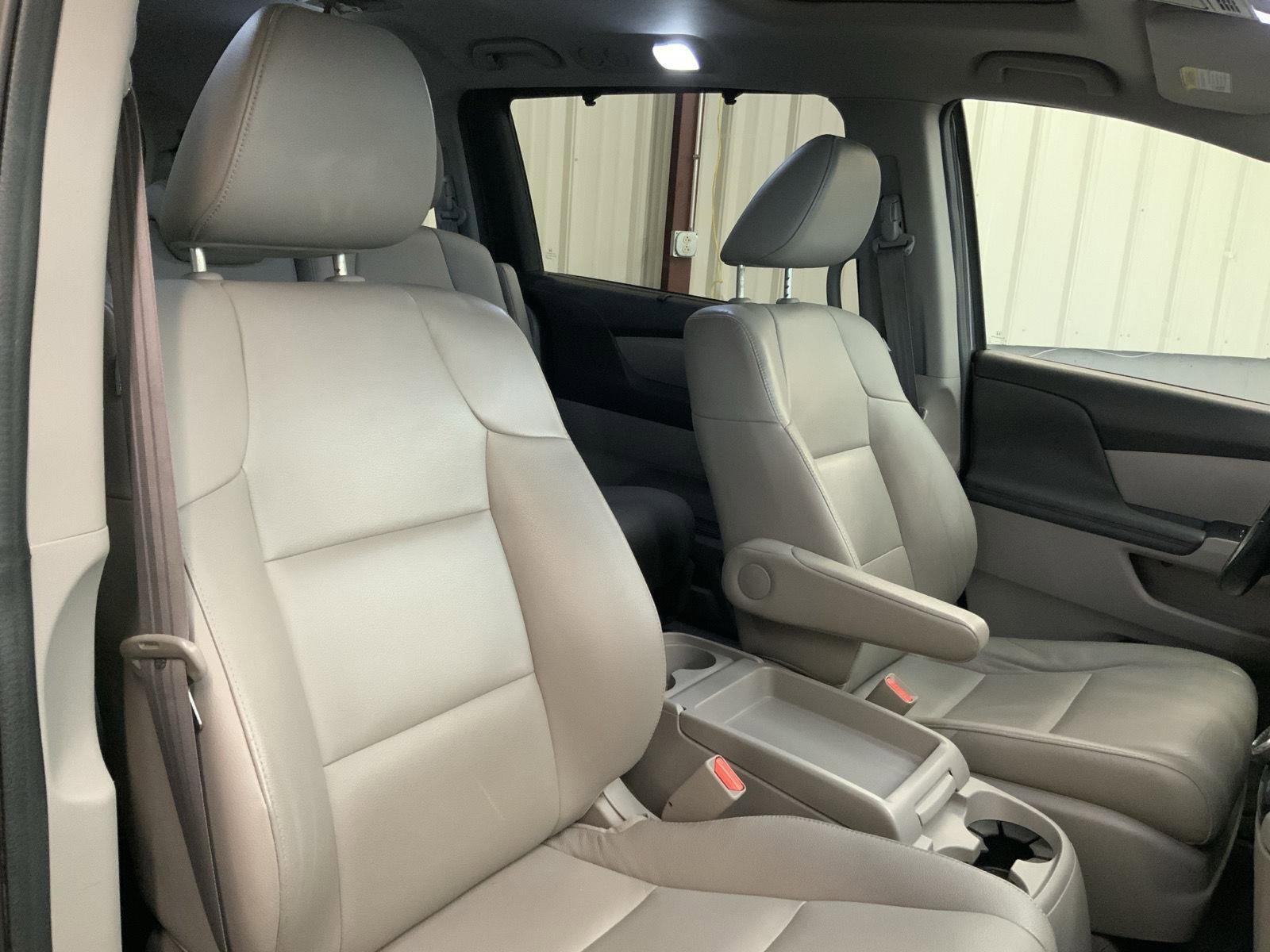 Used 2016 Honda Odyssey EX-L image 6