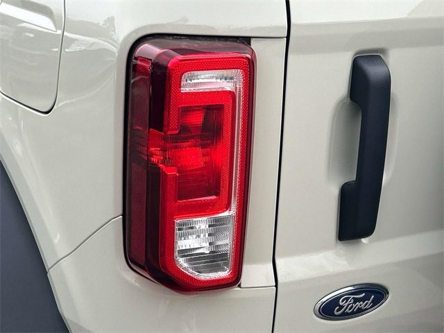 New 2025 Ford Bronco Base image 11