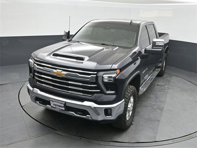 Used 2024 Chevrolet Silverado 2500 LTZ image 34