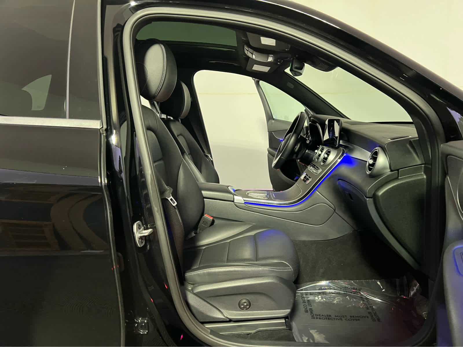 Used 2022 Mercedes-Benz GLC 300 4MATIC image 29