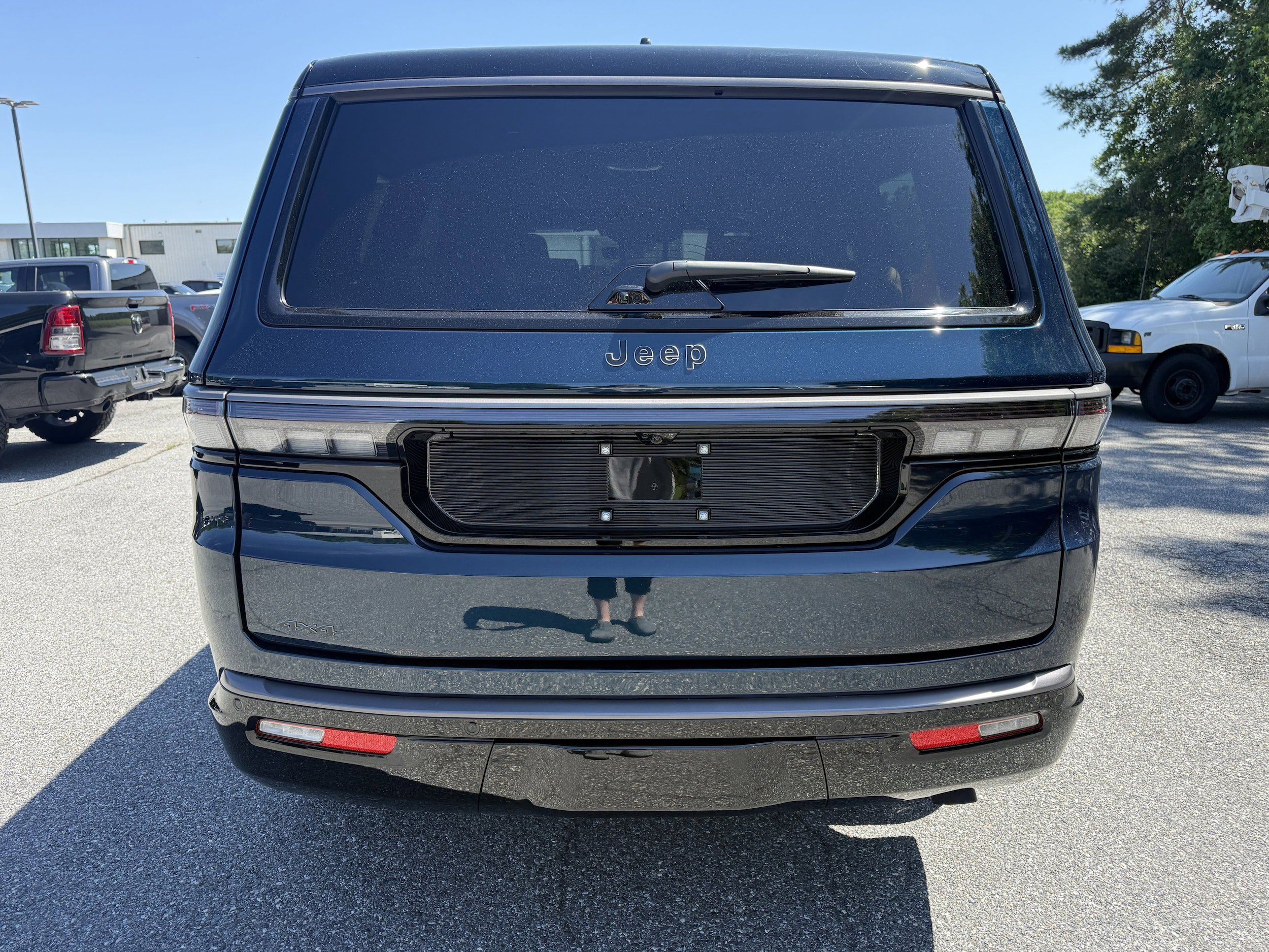 New 2026 Jeep Grand Wagoneer Summit AWD/4WD image 6
