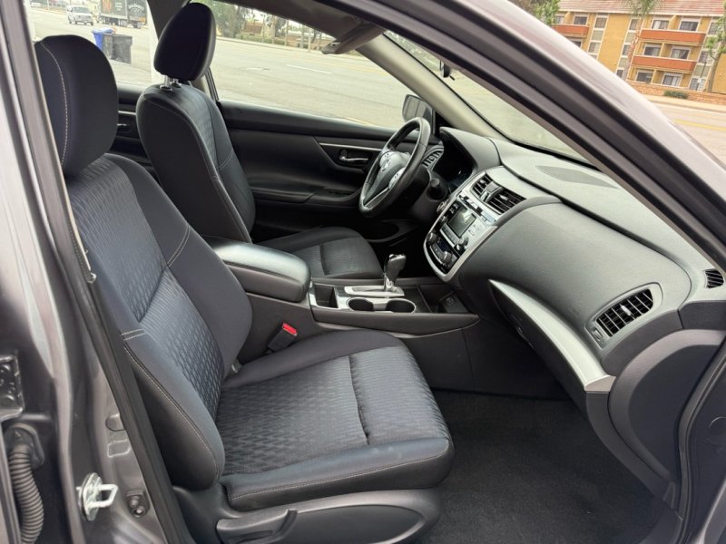Used 2018 Nissan Altima 2.5 SV FWD image 20