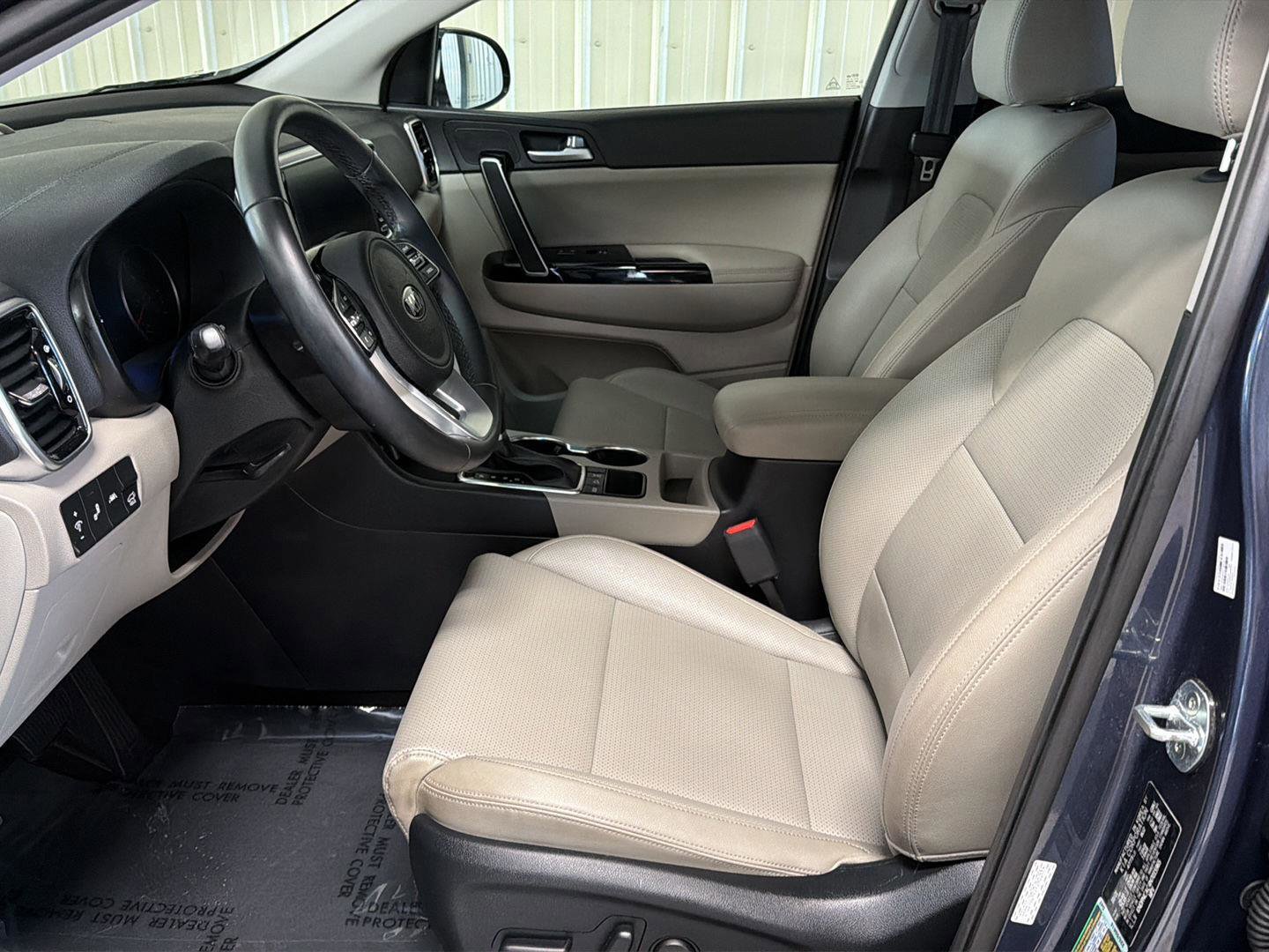 Used 2022 Kia Sportage EX image 13