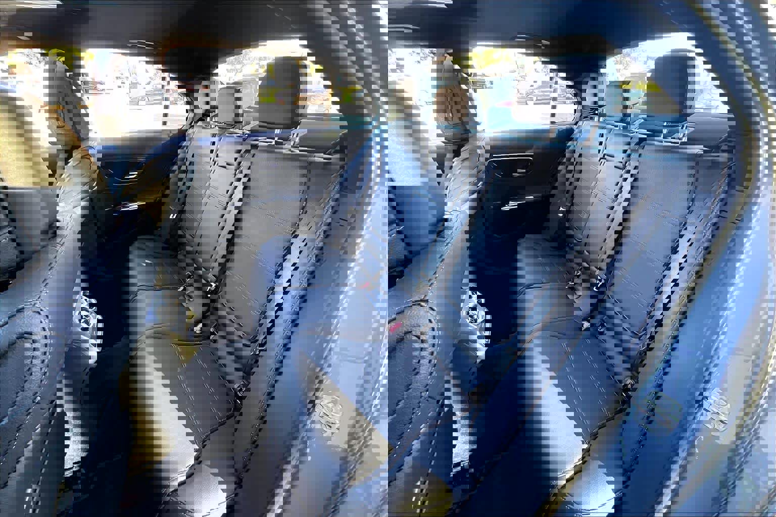 Used 2025 Mercedes-Benz C 300 Sedan image 20